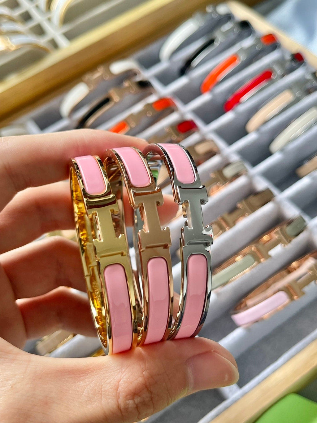 18K Clic H Pink Bracelet