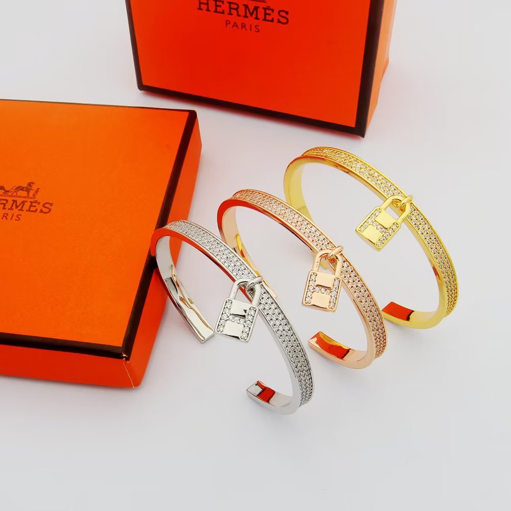 18K Kelly H Lock Vintage H Bracelet