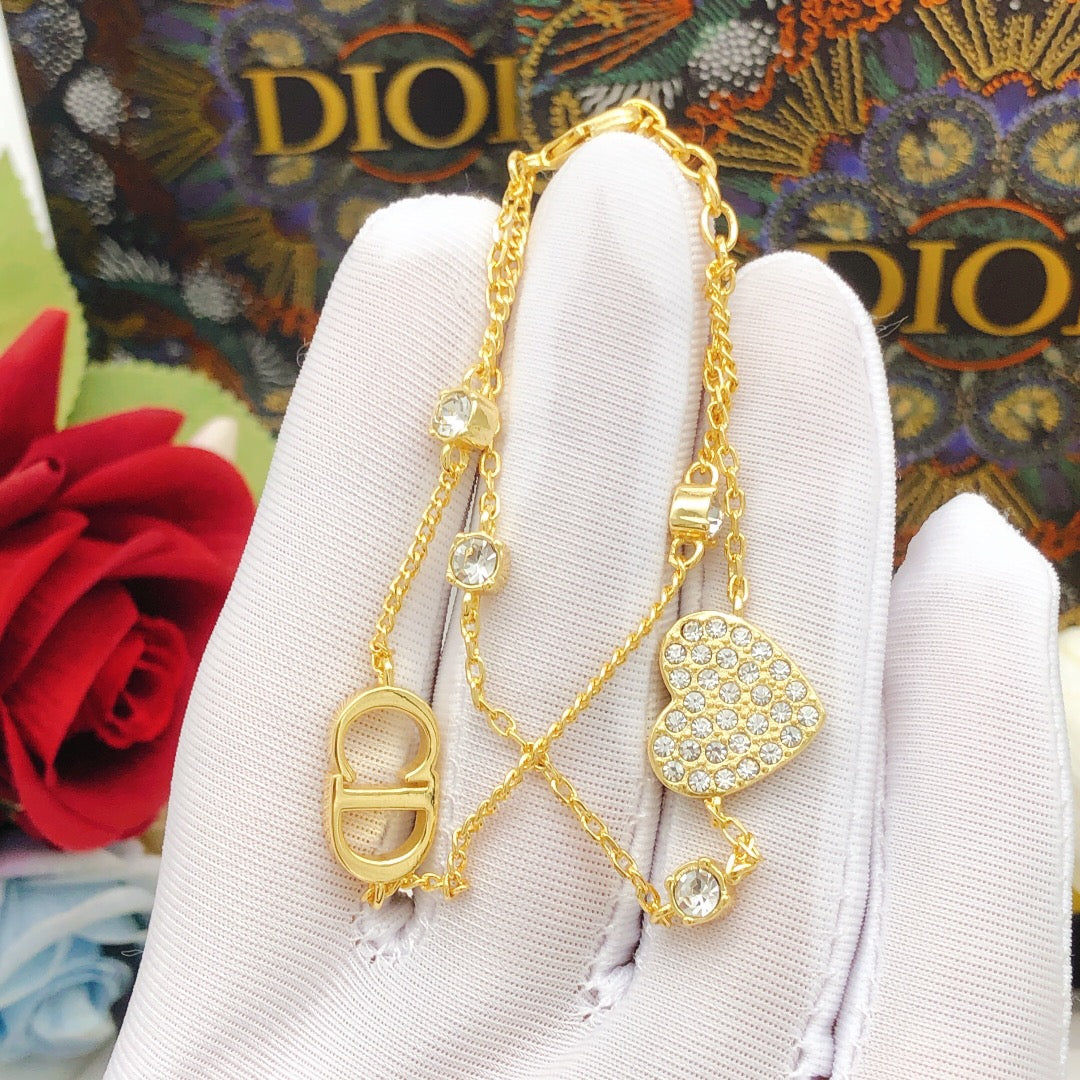 18K Petit CD Heart Diamonds Bracelet